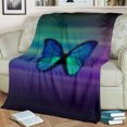 thumbnail image 2 of Couverture Papillon, 2 of 8