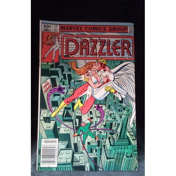 Pre-Owned Dazzler #17 1982 Marvel Comics Comic Book