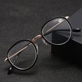 thumbnail image 5 of Gafas de lectura con montura redonda, monturas anti luz azul estilo coreano para hombres y mujeres, gafas para personas mayores, gafas ultraligeras para personas mayores, 5 of 5