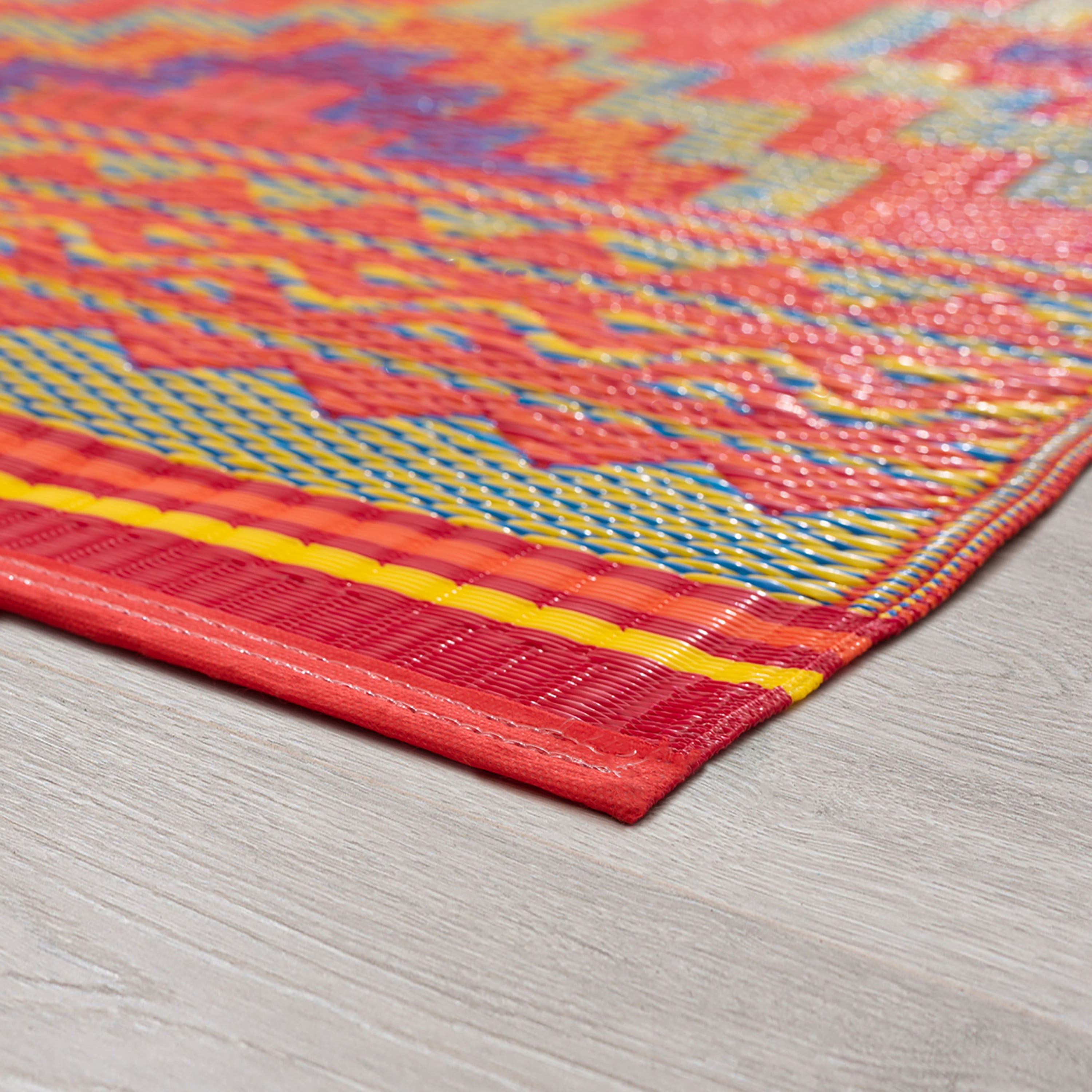 4x6 Reversible Multicolor Polypropylene Outdoor Geometric Area Rug