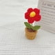 thumbnail image 3 of Maceta decorativa de lana tejida a mano con forma de rosa, ideal para el salpicadero del coche, el hogar, la oficina o como elemento decorativo sobre una mesa., 3 of 4