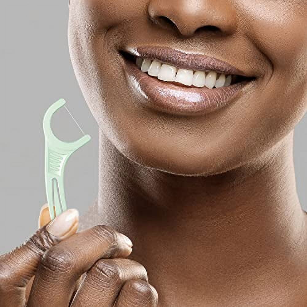 Plackers Micro Mint Dental Floss Picks, Fold Away Pick, Easy to Use, with Super TufFloss®, Green, 500 Count