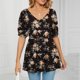 thumbnail image 2 of Camiseta de verano con cuello en V para mujer, cintura elástica, manga corta, estampado floral, dobladillo suelto, 2 of 6