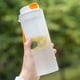 thumbnail image 4 of Vaso de plástico de 550 ml con dos compartimentos para batir proteína en polvo, vaso deportivo, vaso para agua, 4 of 5