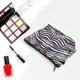 thumbnail image 4 of Ofertas Únicas 1 Pc Bolsa de Maquillaje Impresa con Animales para Vacaciones Viaje Blanca Negra de Poliéster, 4 of 5