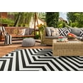 thumbnail image 6 of Linon Outdoor Washable Area Rug Collection, Ivory and Black, 7' x 9', 6 of 9