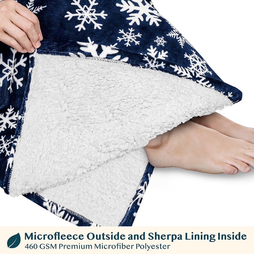 PAVILIA Blanket Hoodie for Women Blue, Sherpa Wearable Blanket Men, Cozy Oversized Sweatshirt Blanket, Warm Fleece Hooded Blanket Sweater with Sleeves and Two Big Pocket, Adult Long, Blue Snowflake