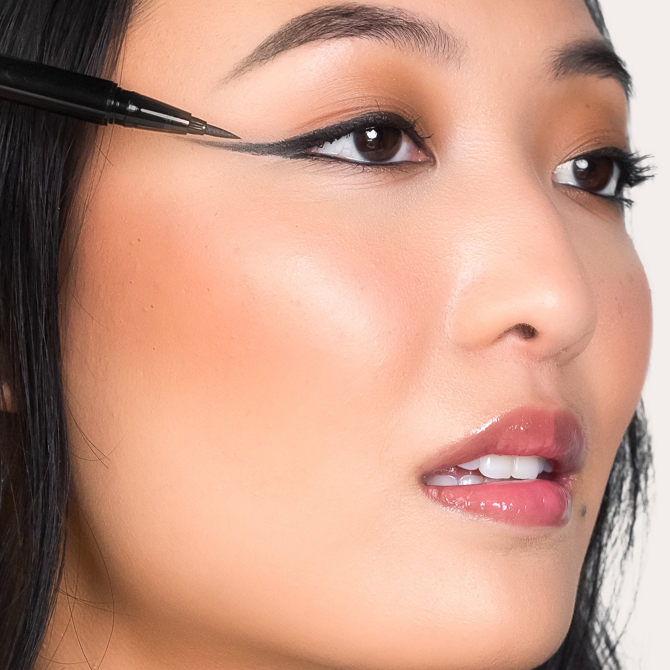 Pur On Point Waterproof Liquid Eyeliner Makeup Pen, Black