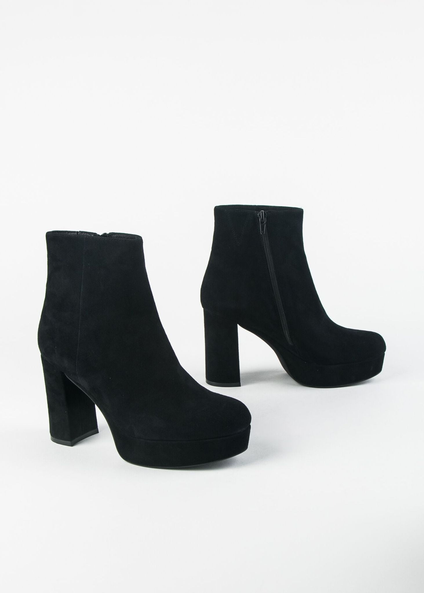 gavel boots