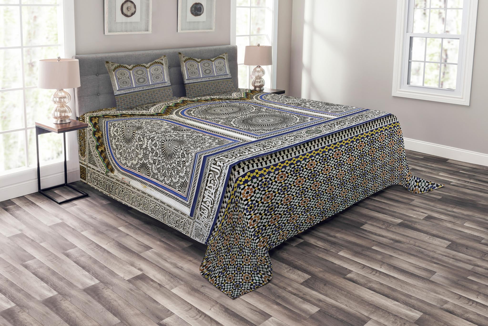 Arabian Bedspread Set, Nostalgic Moroccan Architecture Stone Carving