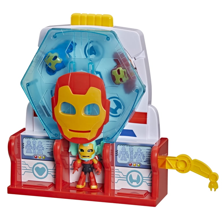 Hall of Armor Playset with 3-Inch Poseable Figure and Wings Accessories photo 3