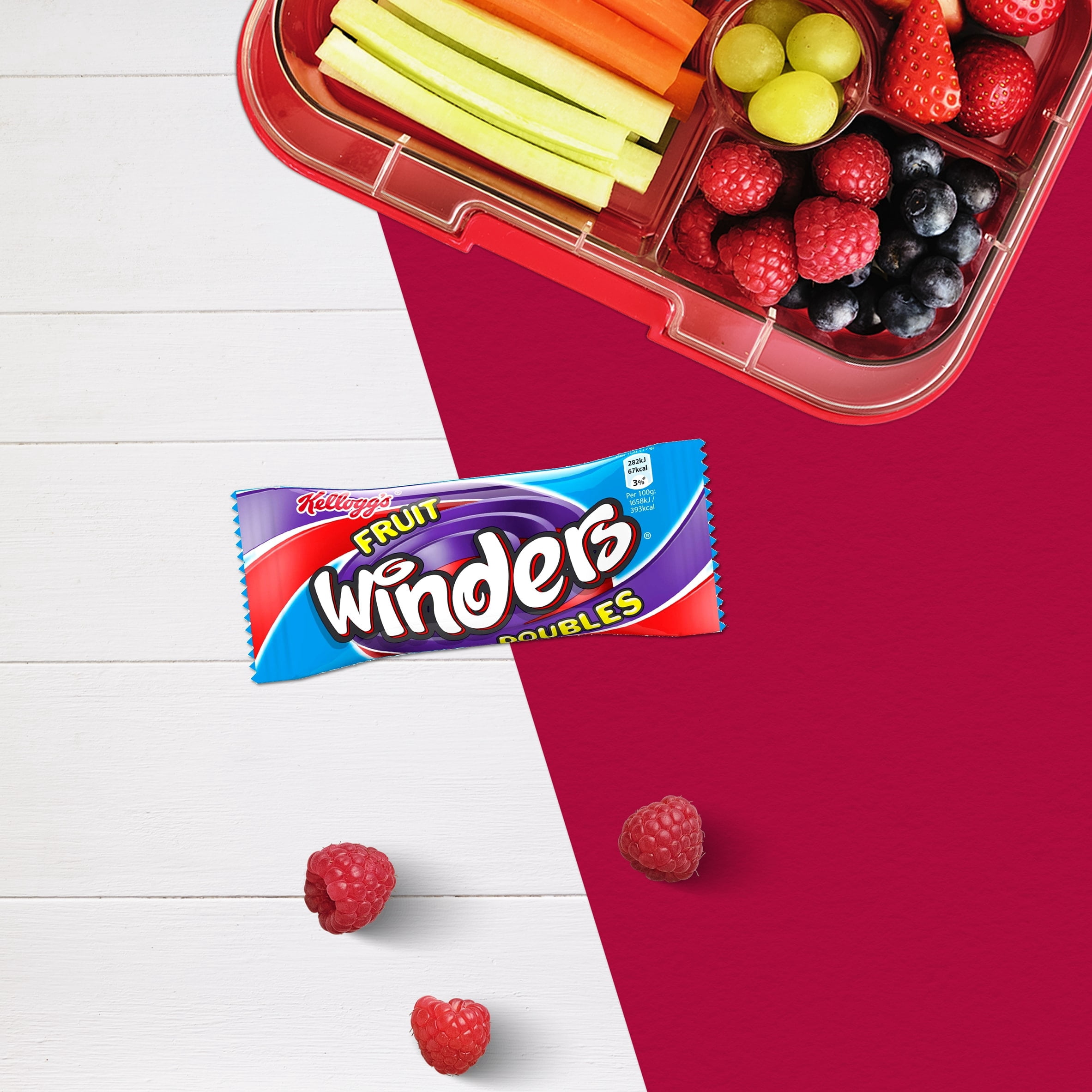 Kellogg's Fruit Winders Doubles Strawberry & Blackcurrant Snack Rolls 5x17g, Imported from Britain