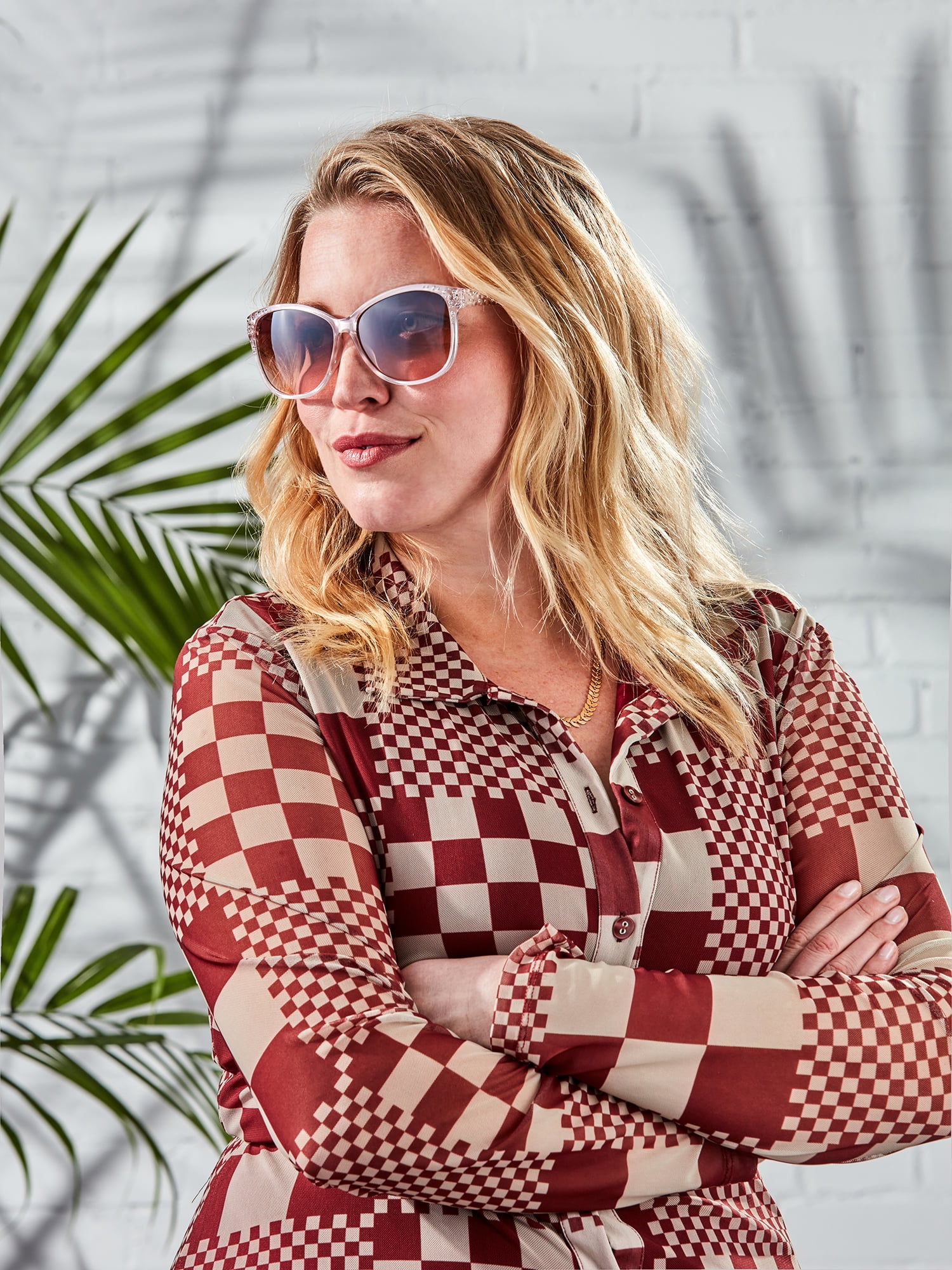 Foster Grant Women's Square Fashion Sunglasses Pink - Walmart.com