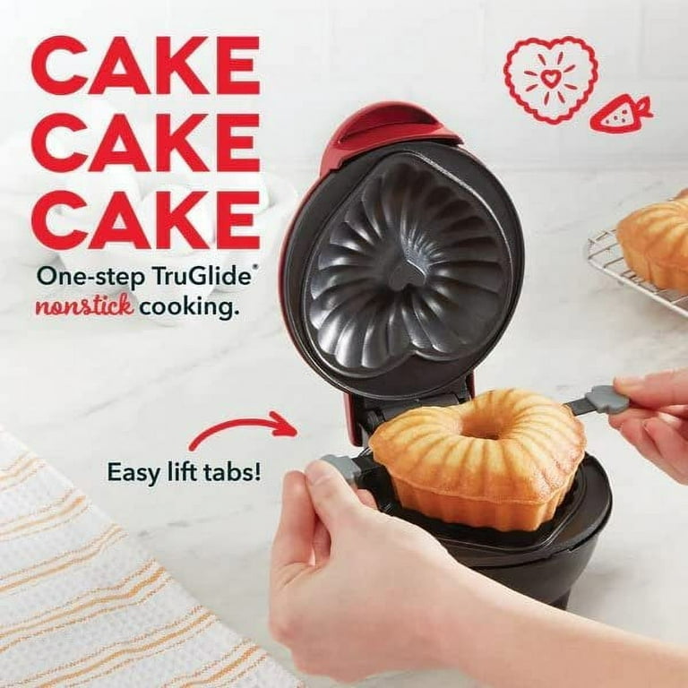 Nostalgia MyMini Lava & Bundt Cake Maker-mini breads, mini muffins, compact  size (Gold)