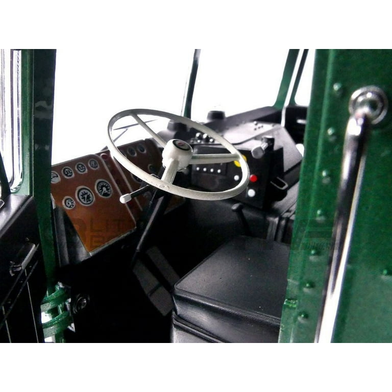 Road Kings 1977 Peterbilt 352 Pacemaker Semi Green and White Road Kings 1977 Peterbilt 352 Pacemaker Semi Green and White