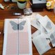 thumbnail image 5 of Kit de montaje de mariposas EVA con 3 placas de espuma y 4 agujas de fijación. Incluye: tabla de fijación, tabla de extensión y soporte para mariposas., 5 of 6