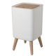 thumbnail image 1 of Bote de basura pequeño de 2,6 galones/10 l con tapa emergente, papelera con patas de madera for baño, cocina y dormitorio, 1 of 8