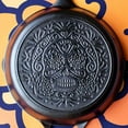 thumbnail image 4 of Lodge Skull Skillet 10.25 Inch + Blue Handle Holder, 4 of 4