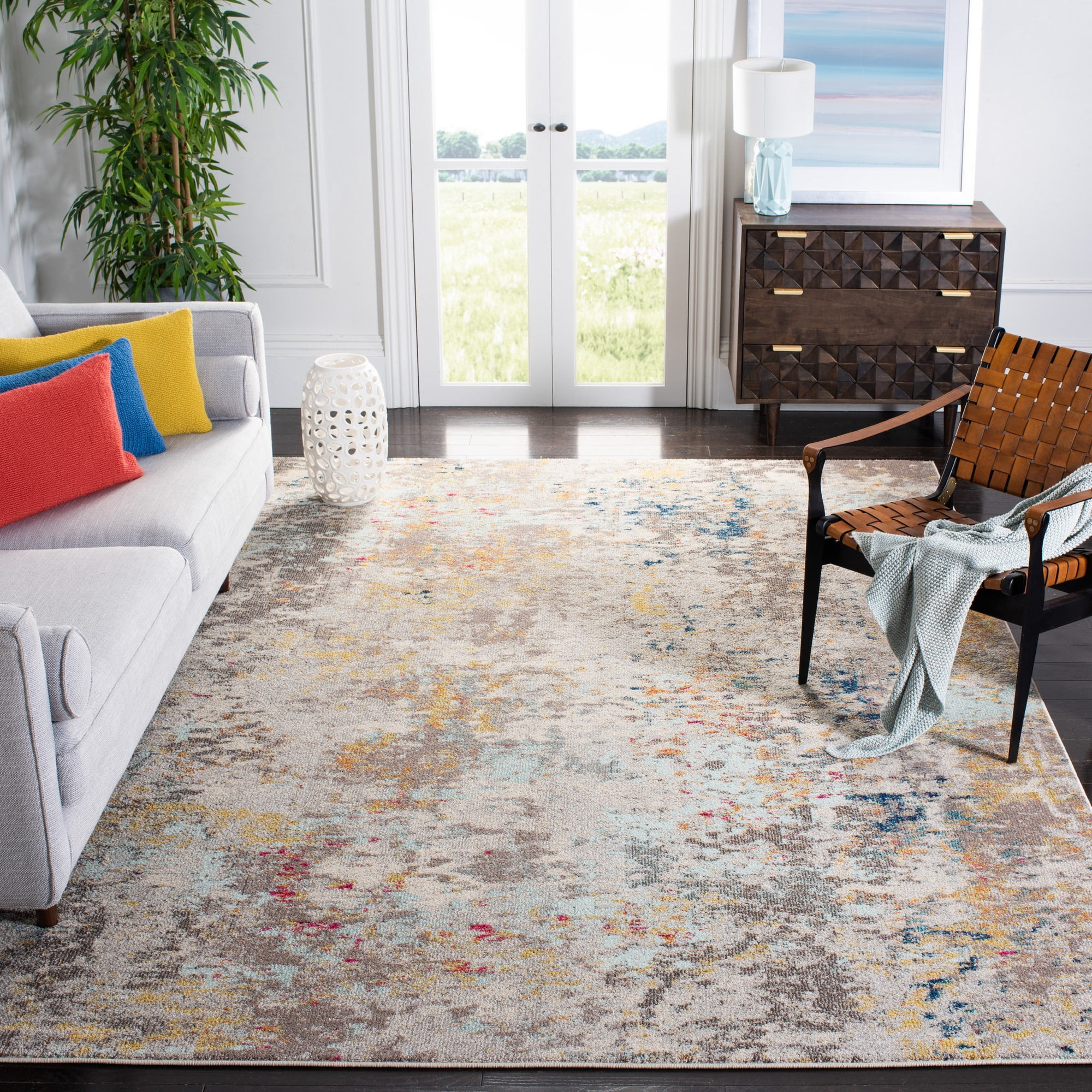 SAFAVIEH Madison Nita Vintage Floral Area Rug, Grey/Gold, 6'7" x 6'7" Square