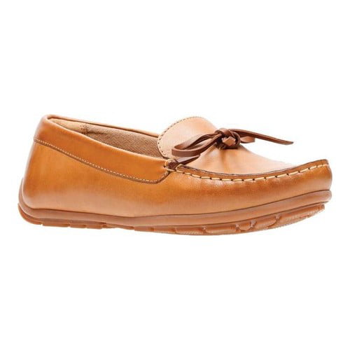 clarks driving moccasins