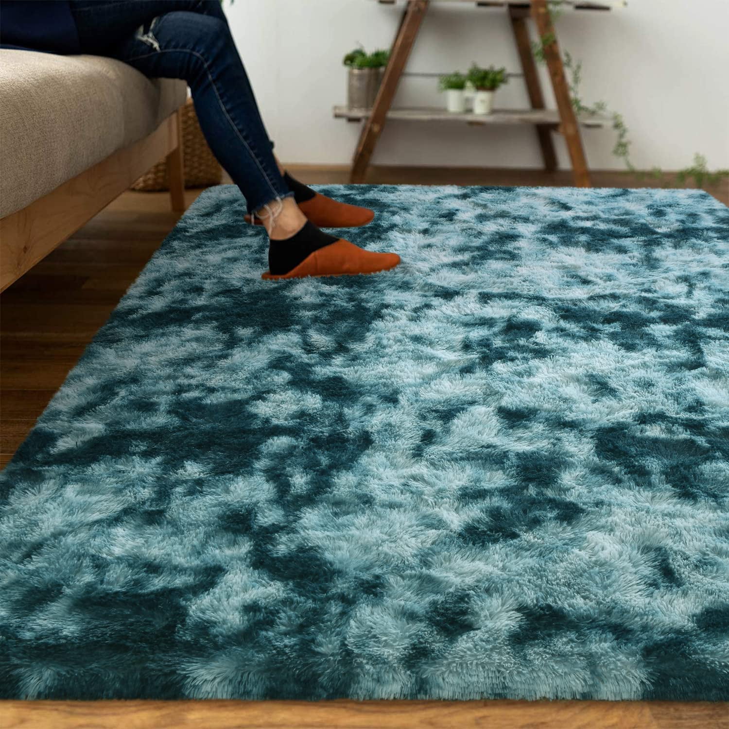 Junovo Luxury Velvet Shag Area Rug Modern Indoor Fluffy Rugs, Extra Comfy and Soft Carpet For Bedroom Living Room Kids Room,4'x6',Peacock Blue