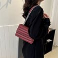 thumbnail image 4 of Nuevo bolso pequeño de cuero artificial para tiempo libre para ir al trabajo, bolso de hombro popular con cadena minimalista para mujer, 4 of 5