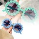 thumbnail image 2 of Gafas de sol para padres e hijos 400 Gafas de sol con protección solar Gafas de sol de playa con múltiples colores y estilos Accesorios de playa antideslizantes y anticaídas para padres e hijos, 2 of 6