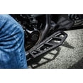 thumbnail image 3 of Pièces de Cycle Orange pour Planchers Riot Harley Softail 1986-2017 par Kuryakyn 3595 (Noir Satiné), 3 of 5