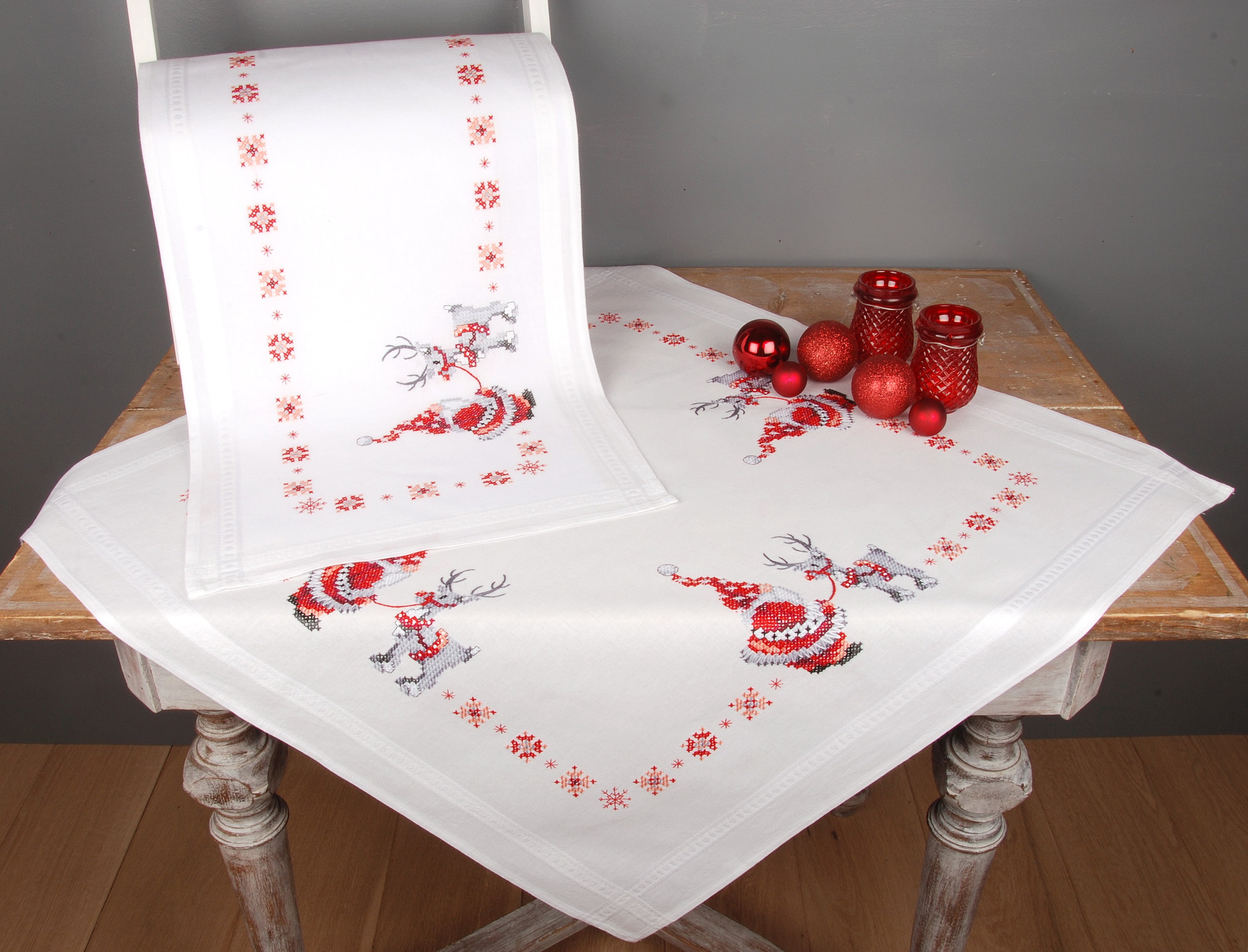 Vervaco Stamped Table Runner Cross Stitch Kit 16"X40"-Christmas Elves