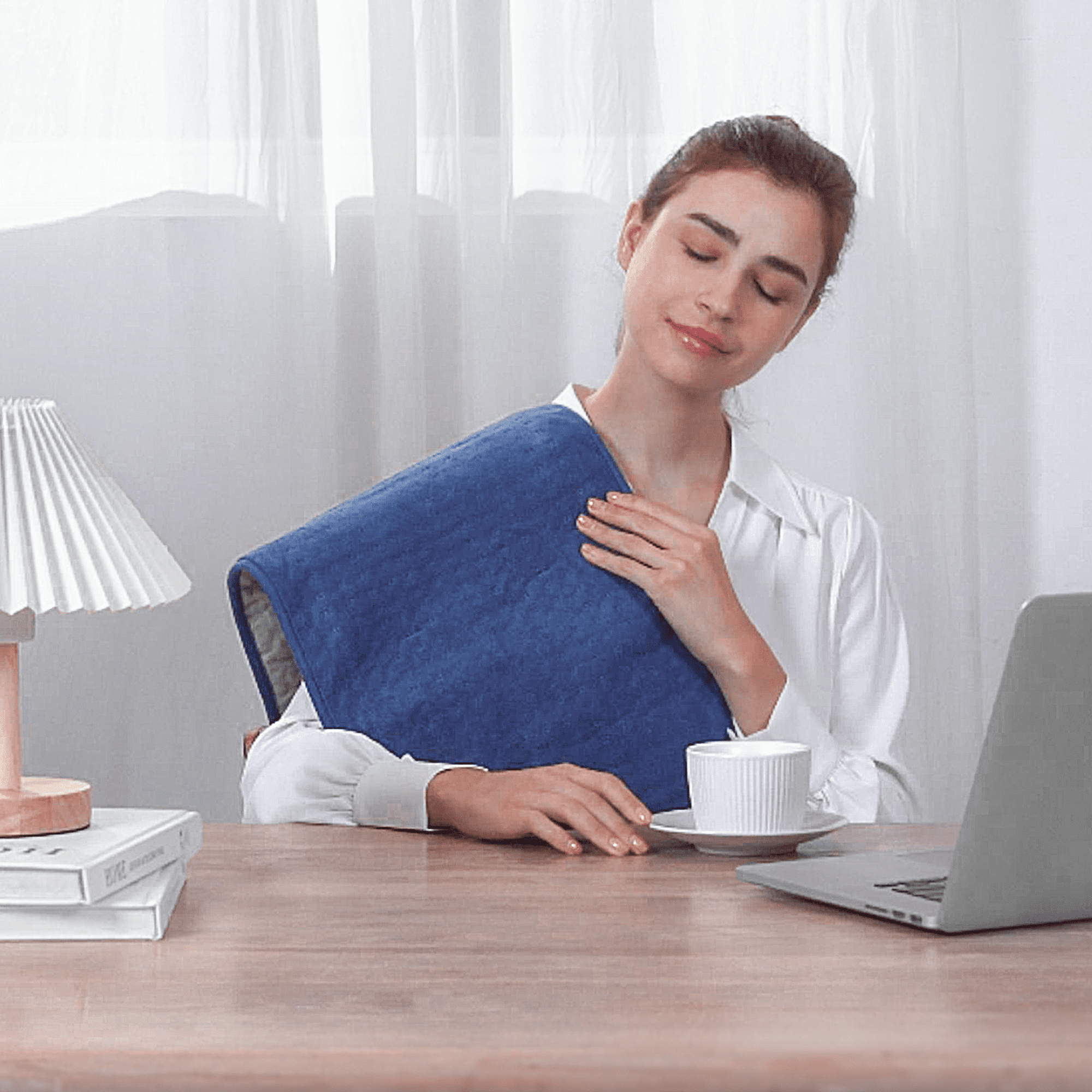 MARNUR Heating Pad, Large Size 12''x24'' with 4 Heat Settings, Auto Shut-off - Blue
