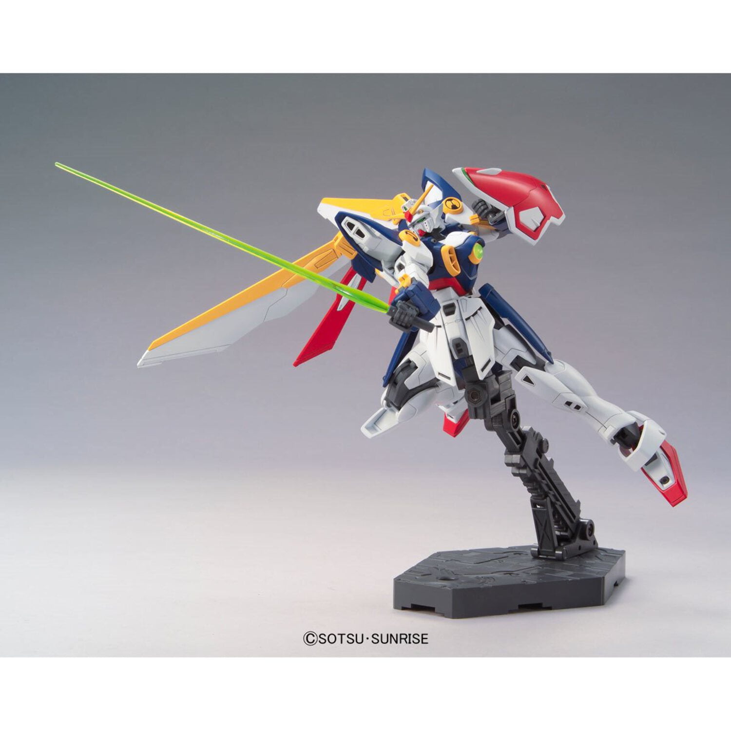 Wing Gundam HG 1:144 Model Kit