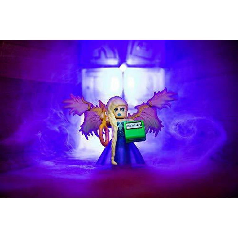 Roblox Celebrity Figure 2 Pack Neverland Lagoon Crown Collector & Royale  High School Enchantress 