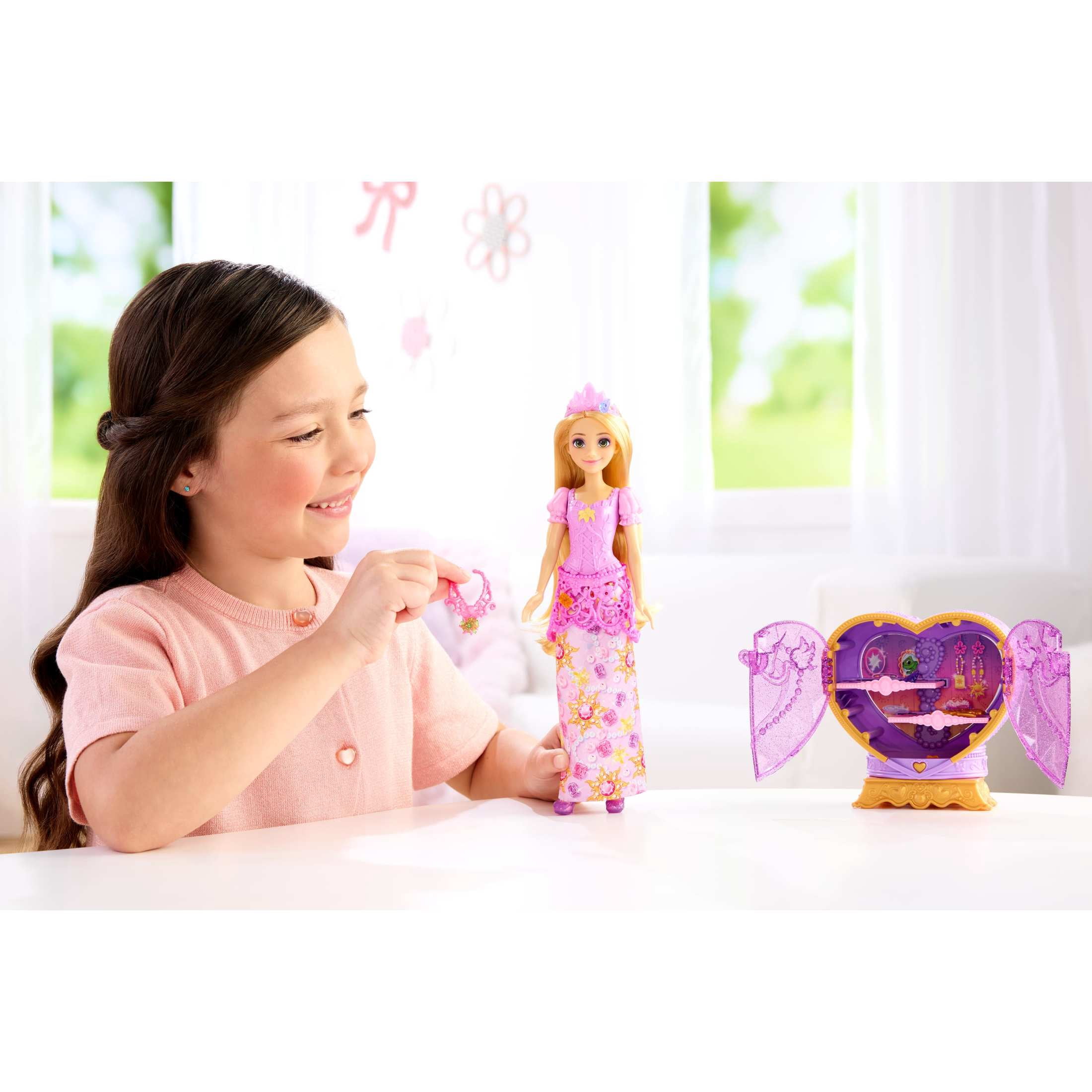 Disney Princess Jewel Reveal Rapunzel Fashion Doll w/ 8 Surprises