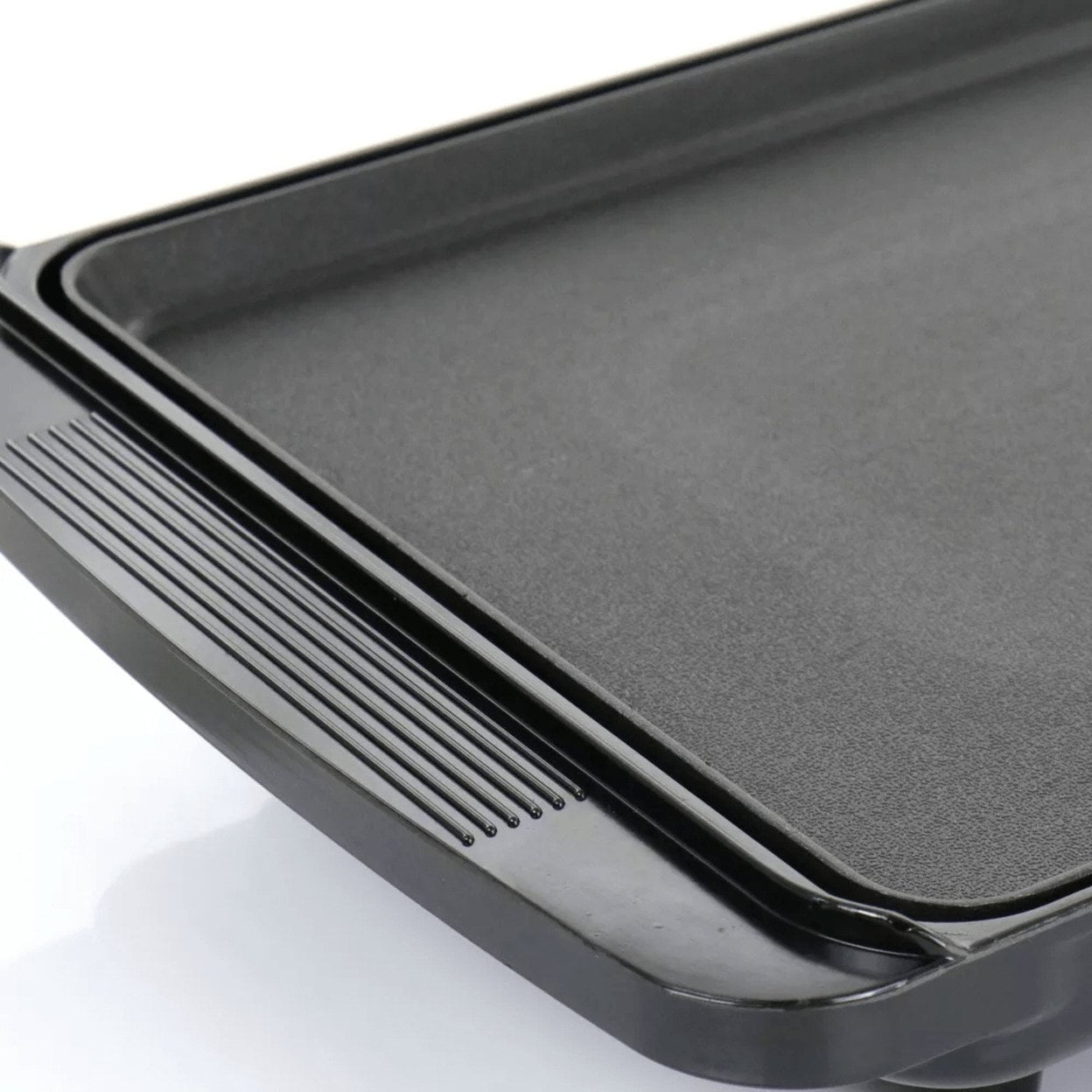 Better Chef Family Size 18 in Electric Griddle - Non-Stick, Variable Temperature Control