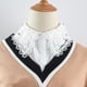 thumbnail image 2 of Blusa desmontable con cuello falso de encaje blanco para mujer, 2 of 3