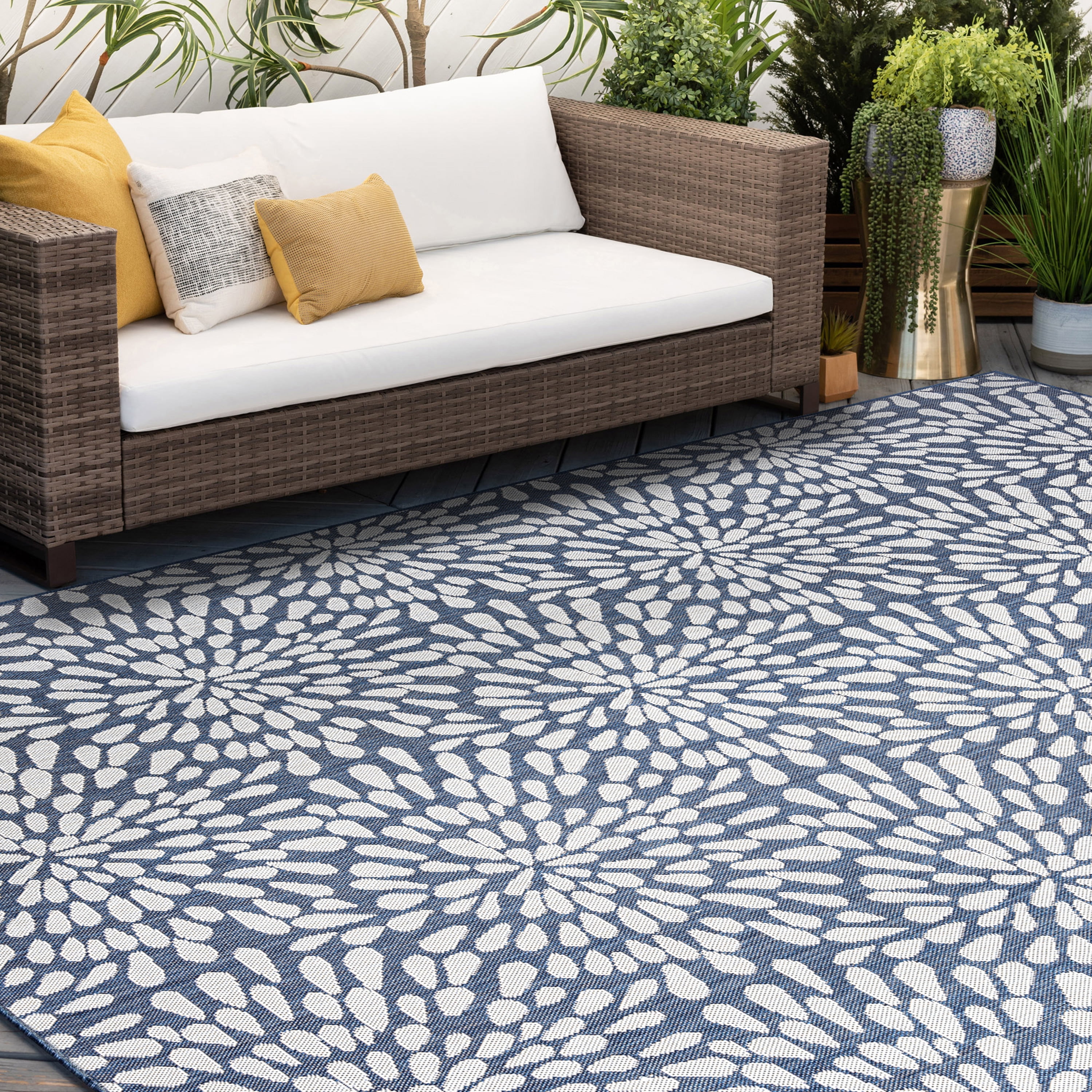 8ft Round Water Resistant, Large Indoor Outdoor Rugs for Patios, Front Door Entry, Entryway, Deck, Porch, Balcony | Outside Area Rug for Patio | Navy, Floral | Size: 7'11'' Round