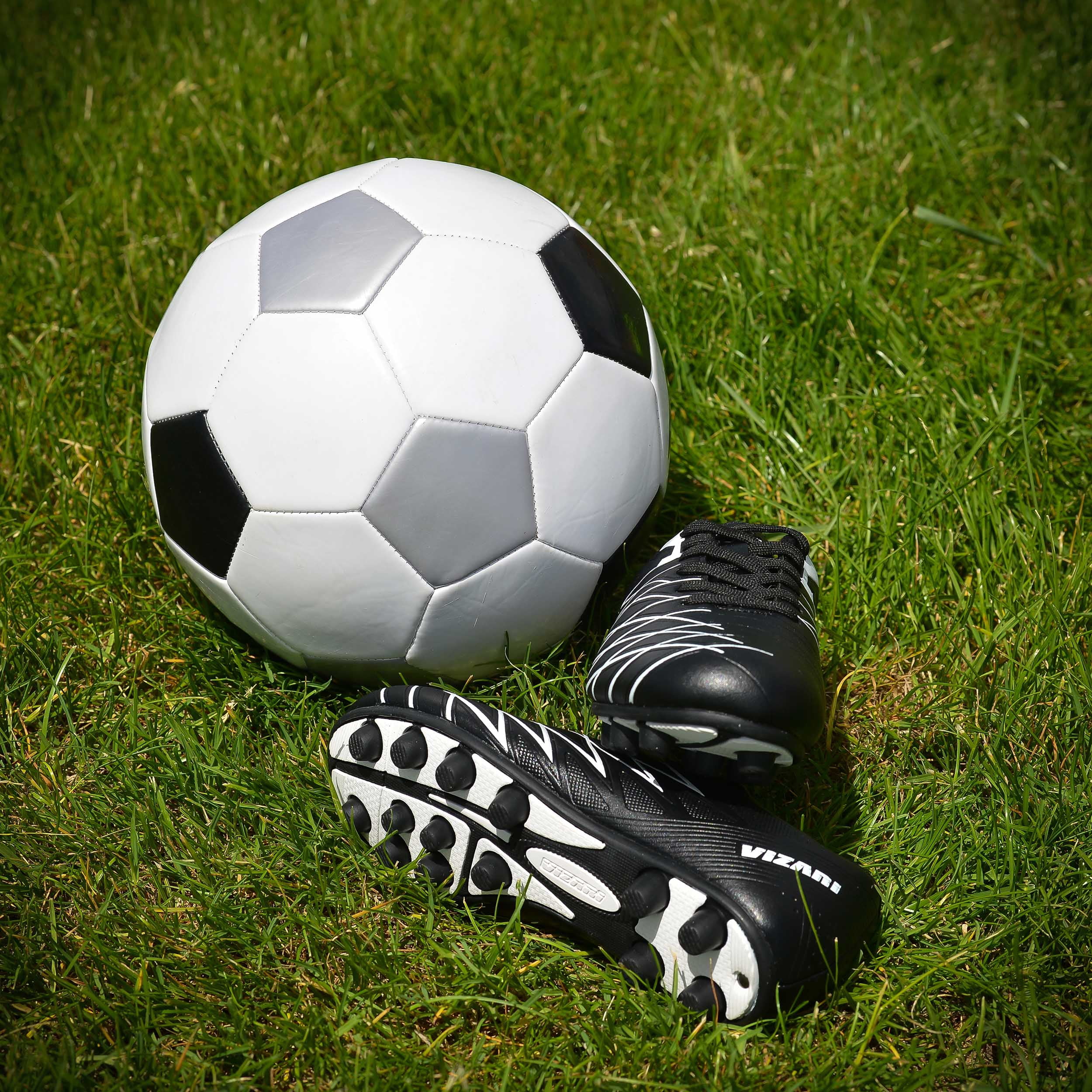 Vizari Boca Firm Ground Soccer Cleats for Kids & Youth – Lightweight, Durable, Comfortable Shoes with Traction & Padded Heel - Black/White, 6