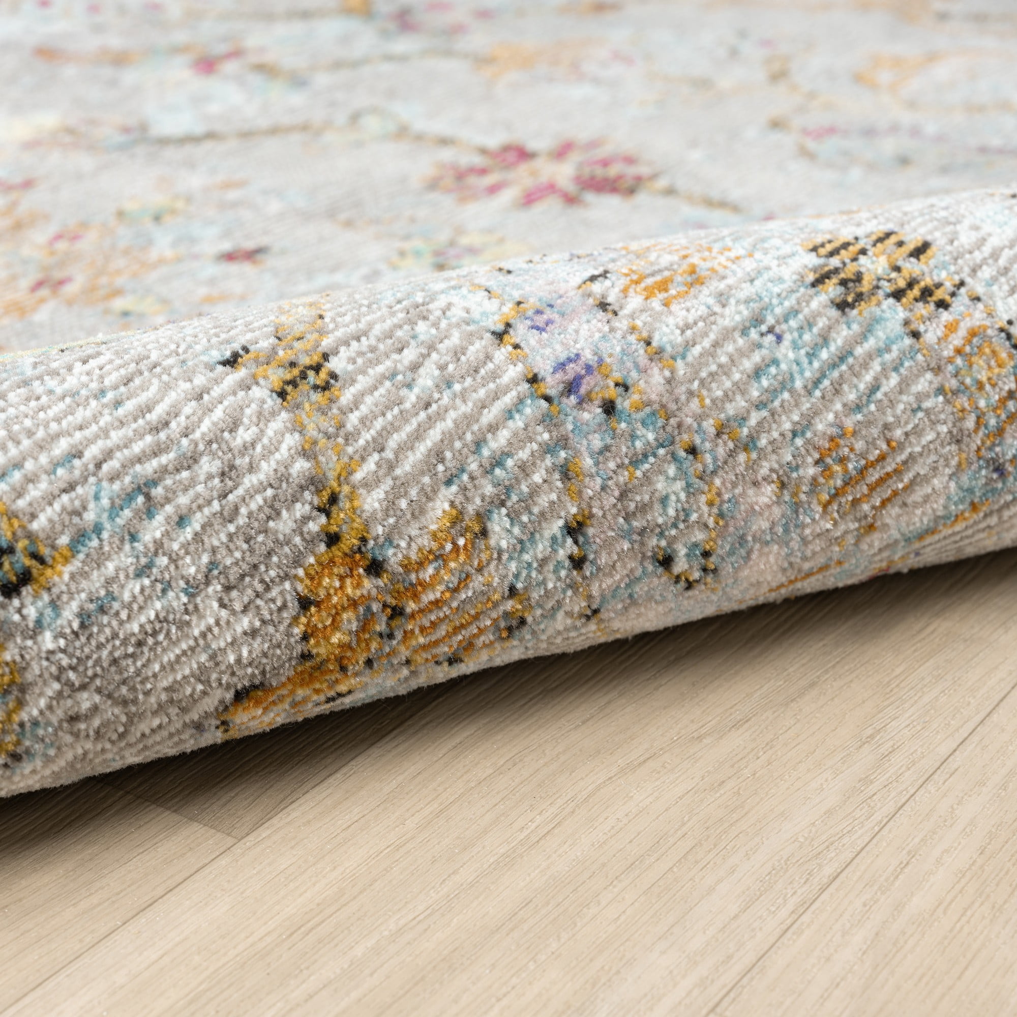 Laddha Home Designs 1.75' x 3' Loomed Damask Floral Area Throw Rug - Gray and Green