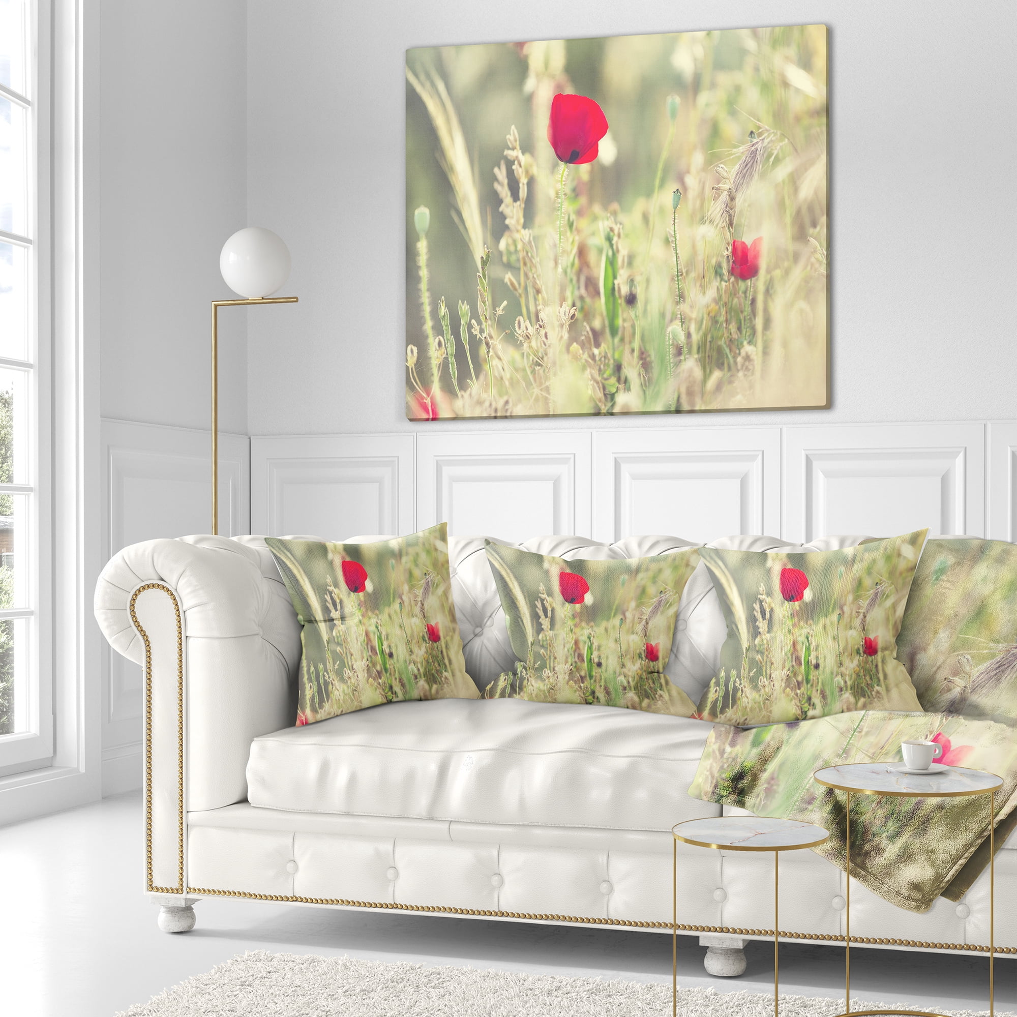 Designart Meadow with Wild Poppy Flowers - Flower Throw Pillow - 18x18