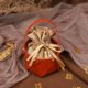 thumbnail image 2 of Bolso de mano de cuero creativo pequeño cubo de cuero bolso de dulces de boda dama de honor, 2 of 5