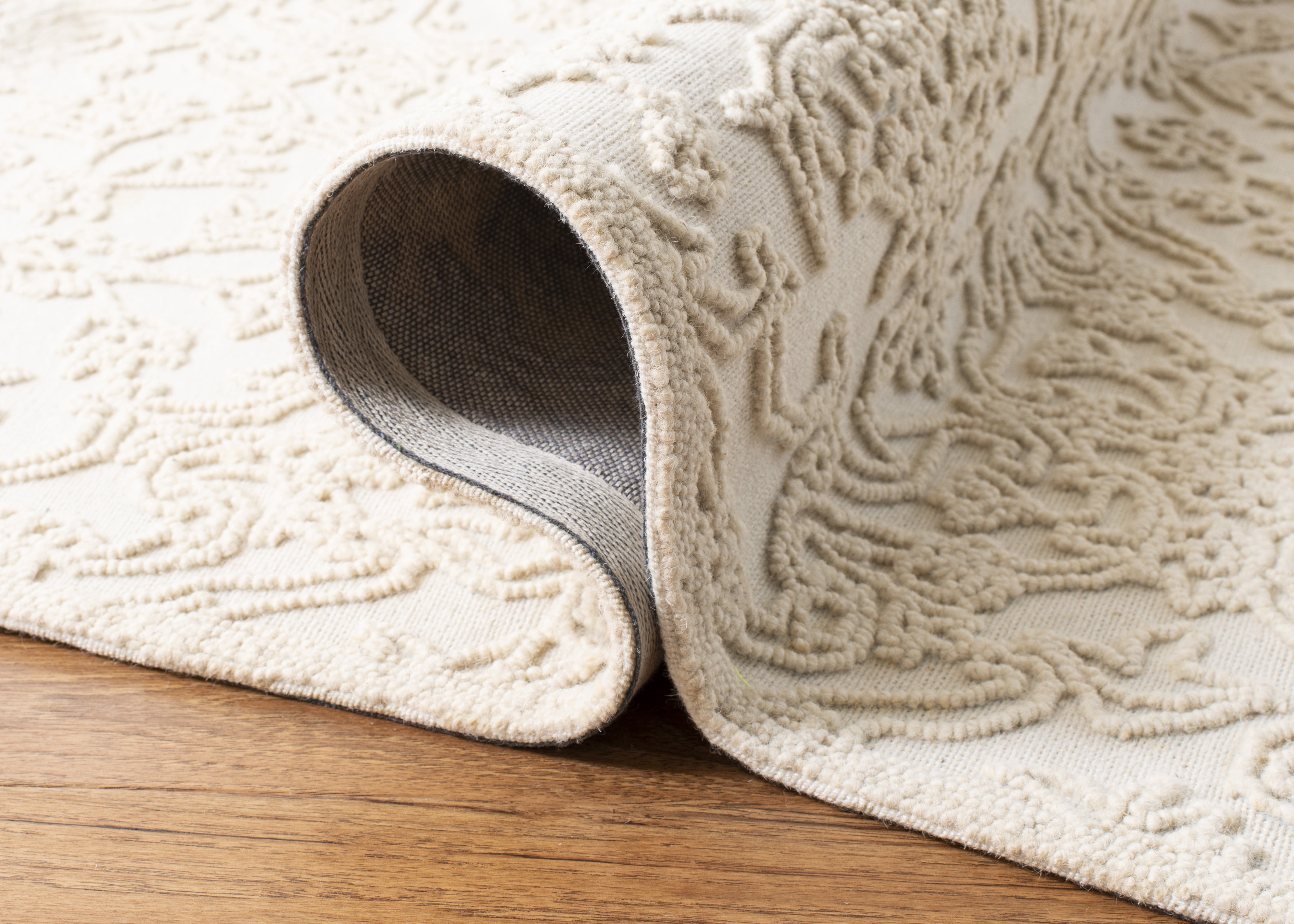 SAFAVIEH Trace Molly Solid Area Rug, Ivory, 6' x 9'