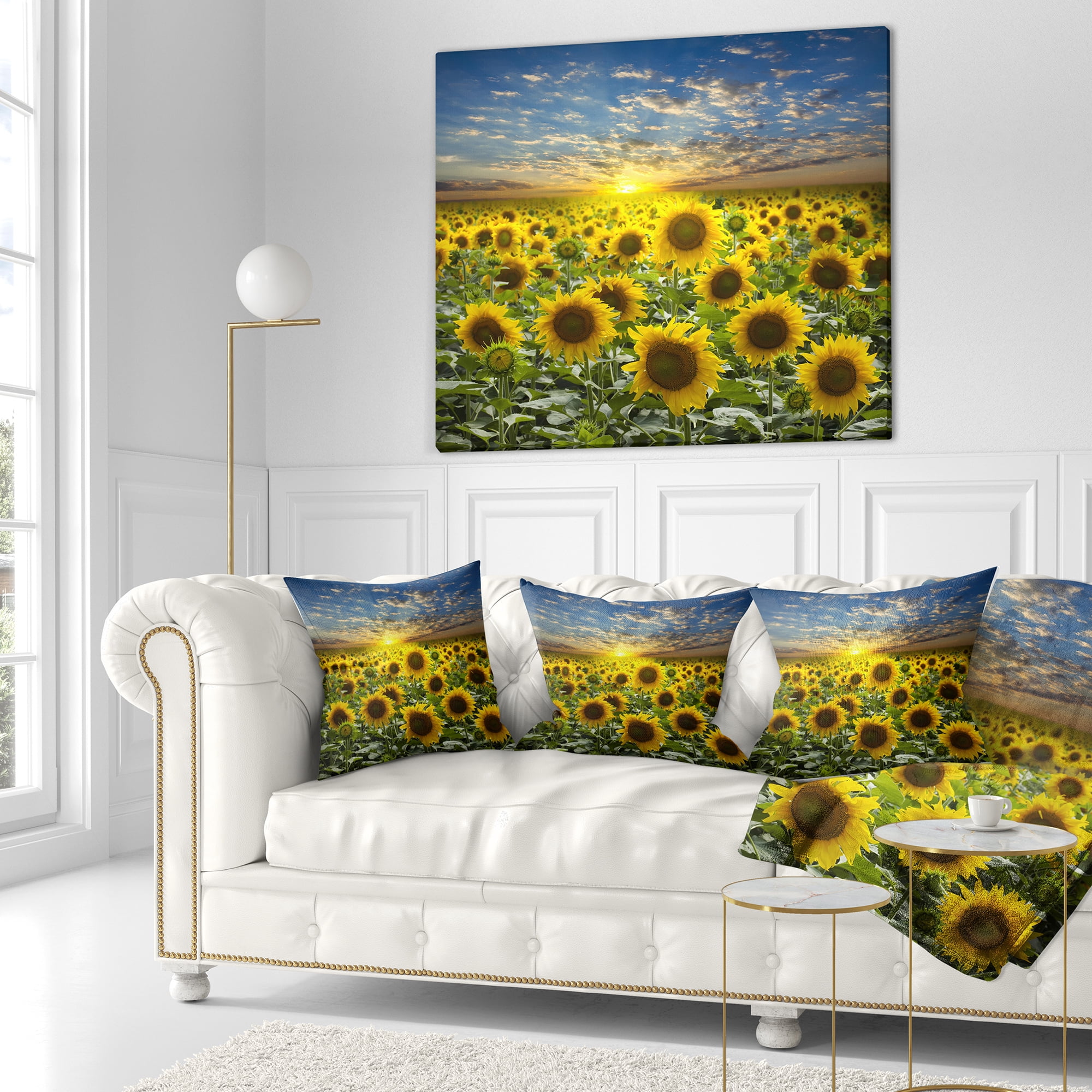 Designart Field of Blooming Sunflowers - Flower Throw Pillow - 16x16