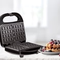 thumbnail image 3 of Wafflera Eléctrica Maquina para Waffles Estilo Belga con Doble Plancha Antiadherente Timco  WAFL150, 3 of 5