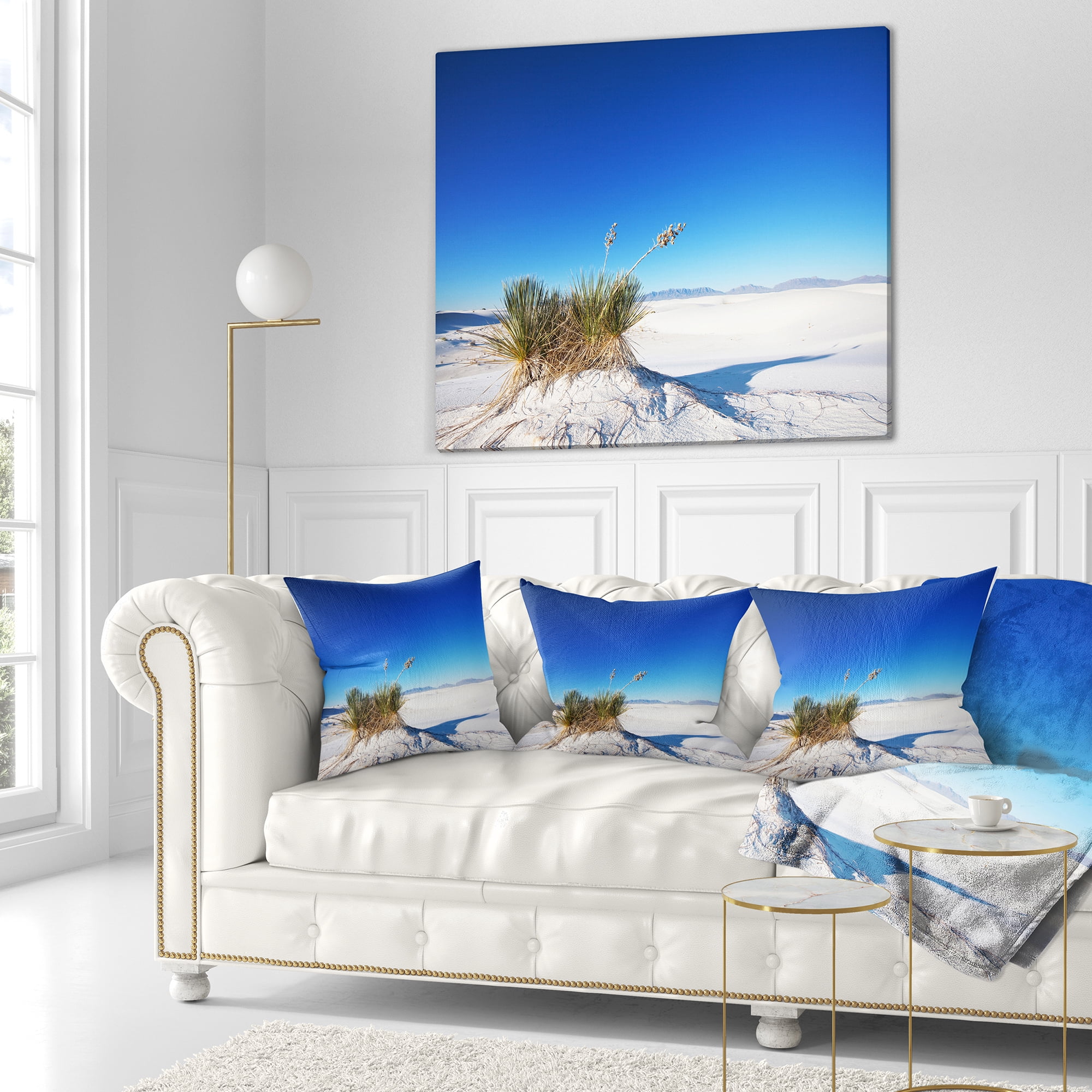 Designart White Sands Park in Usa - Landscape Printed Throw Pillow - 18x18