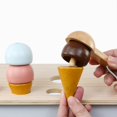 thumbnail image 3 of Par de carritos de helado de juguete de madera de pera para niños de 3 años en adelante, 3 of 6