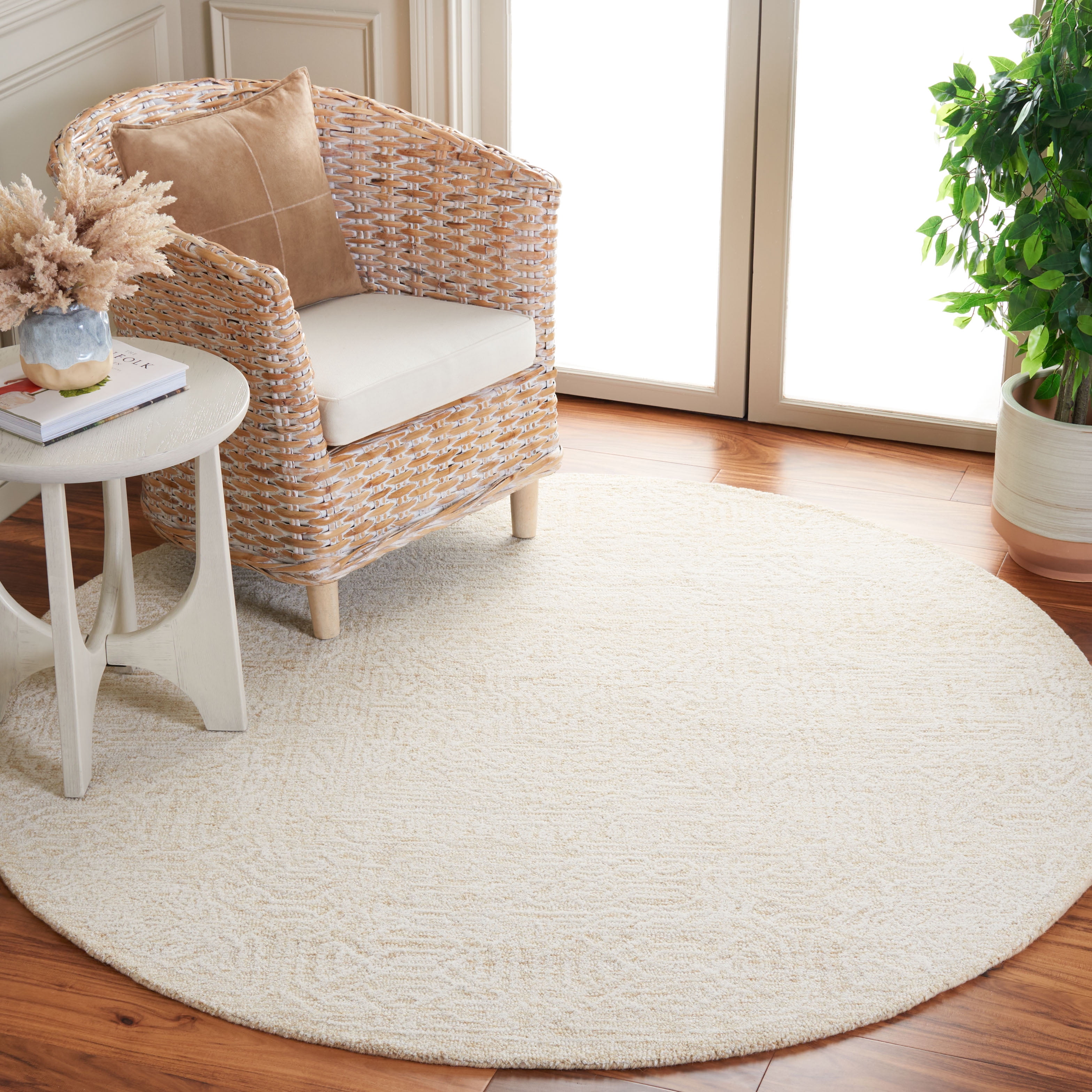 SAFAVIEH Ebony Abbey Geometric Area Rug, Gold/Ivory, 6' x 6' Round
