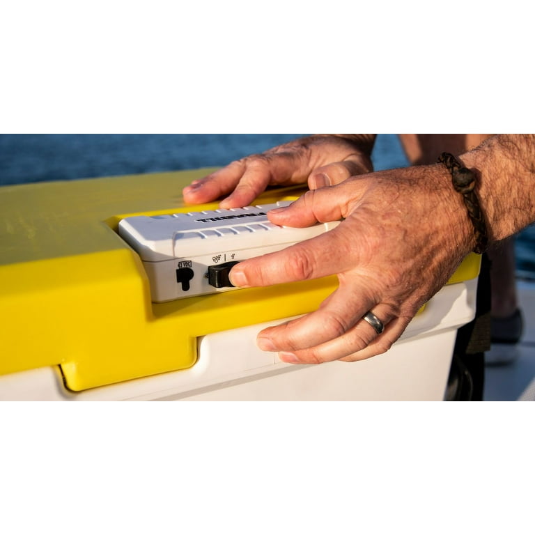 Frabill Magnum Live Bait Station 13 Quart Storage Cooler Tackle Box with  Aerator 