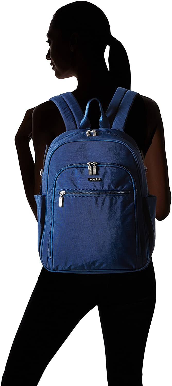 baggallini essential laptop backpack