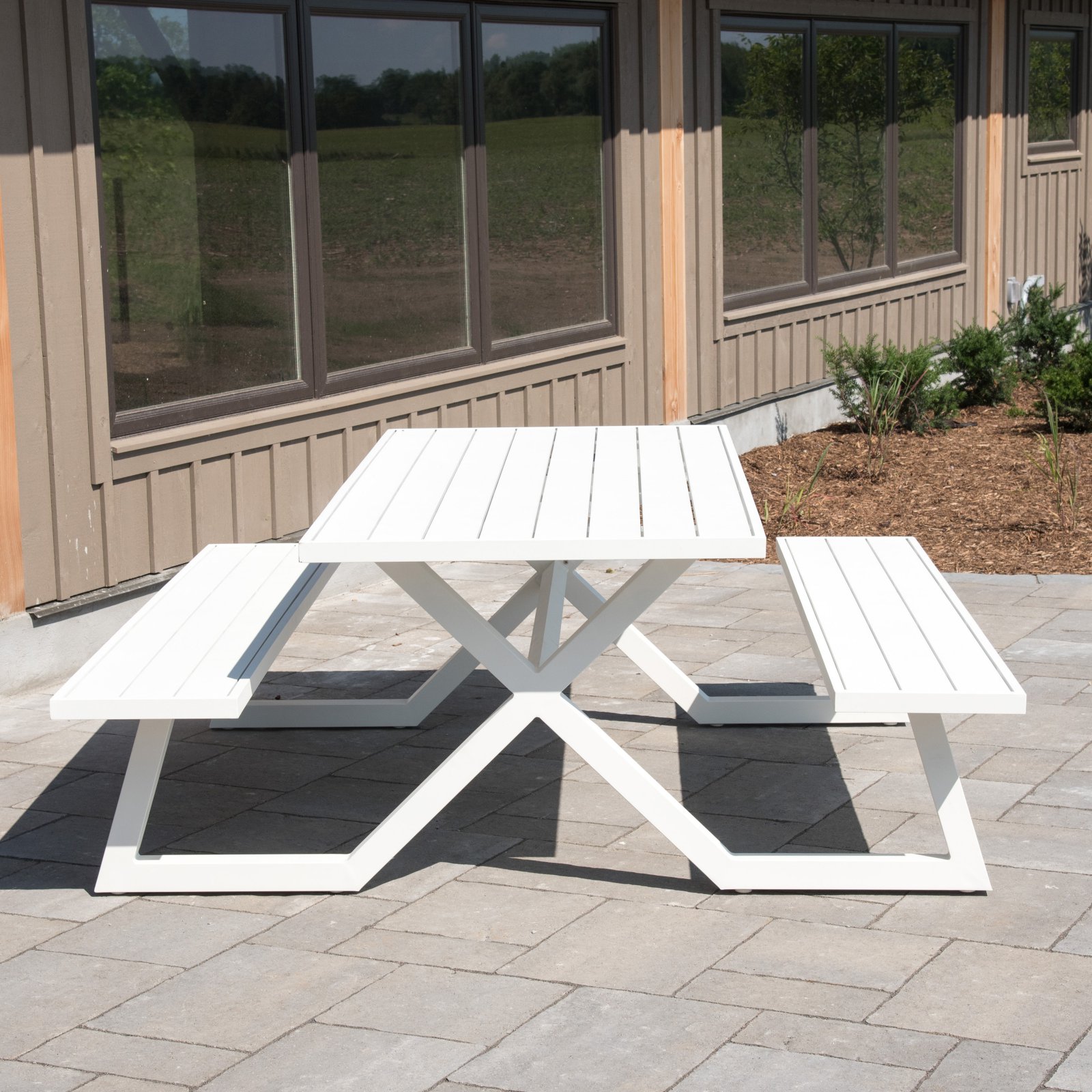 Vivere Banquet Deluxe Picnic Table - image 3 of 4