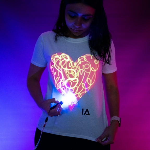 Kids Interactive Glow In The Dark T-Shirt - Pink Love Heart